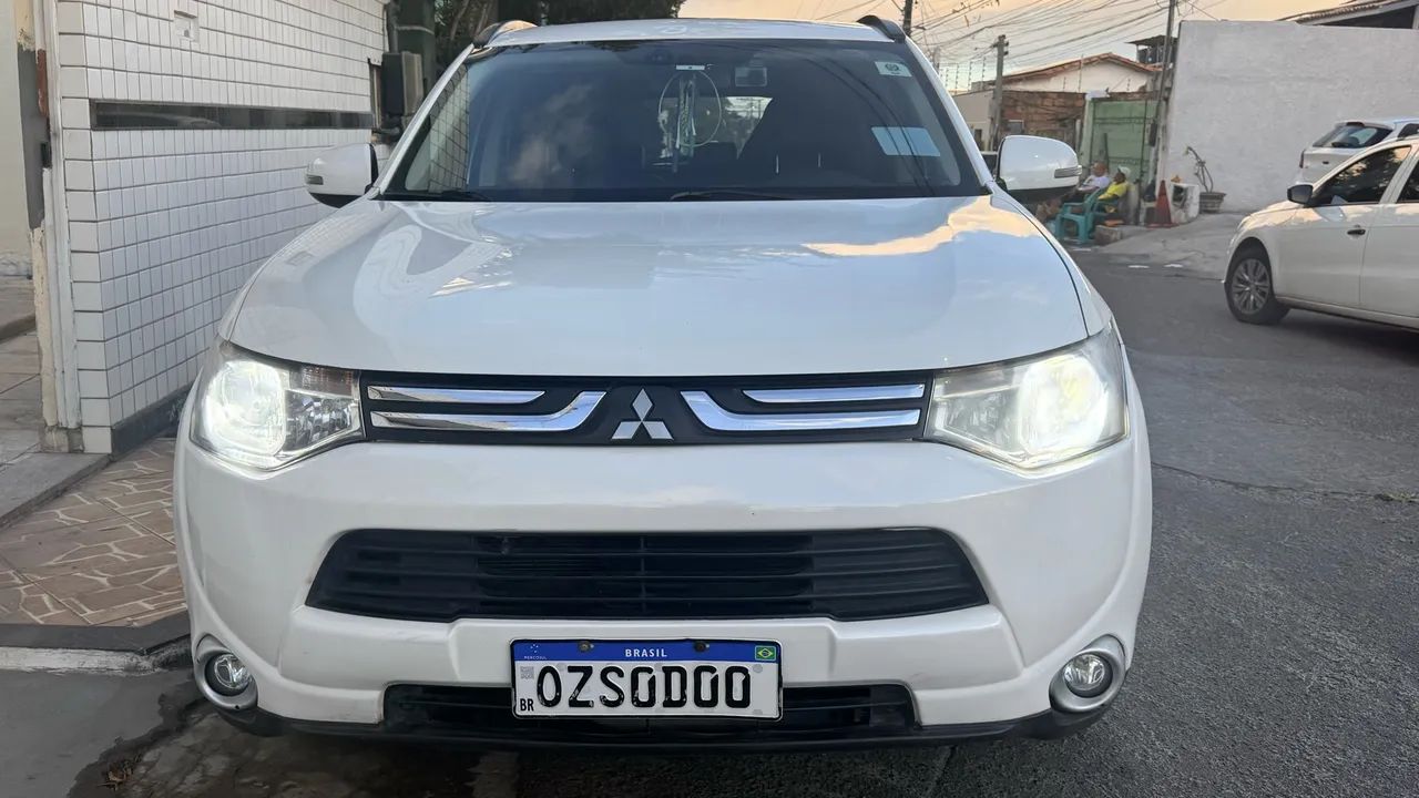 Mitsubishi Outlander 2.0 16V 160CV AUT. 2015