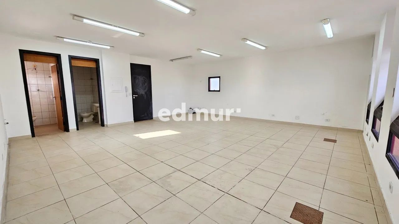 SALA para VENDA E ALUGUEL com 65m² no bairro Vila Alto de Santo André com 0 quartos e 1 va - Foto 3