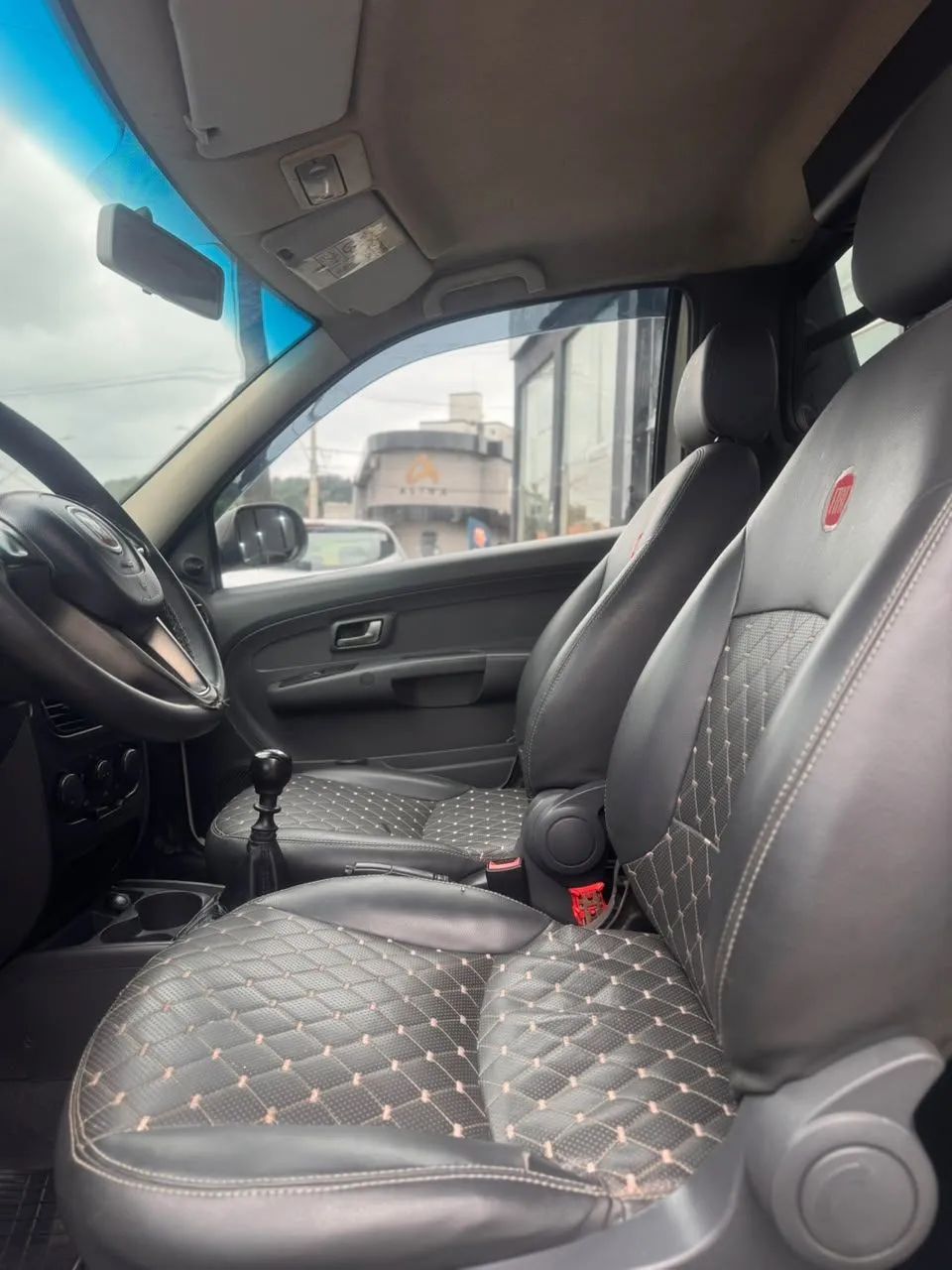 Fiat Strada Working Hard 1.4 Fire Flex 8V CS 2017 - Foto 5