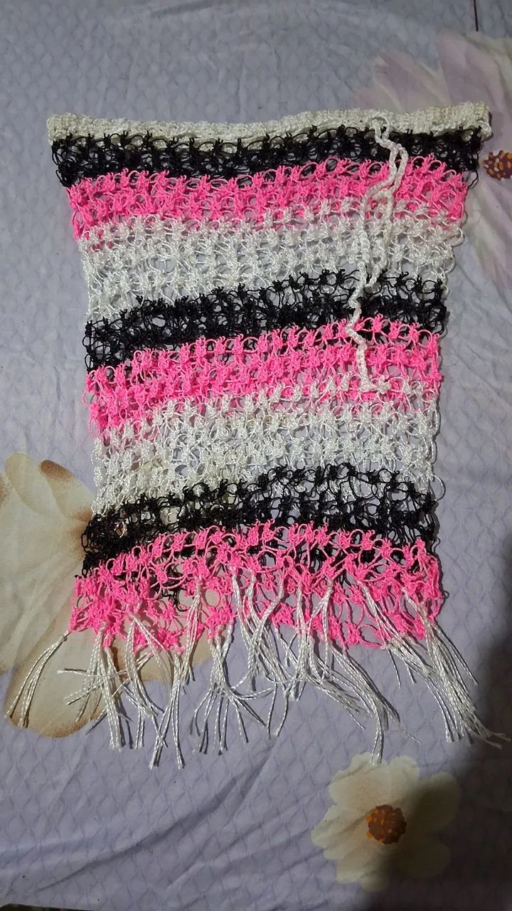 Saia de croche nova