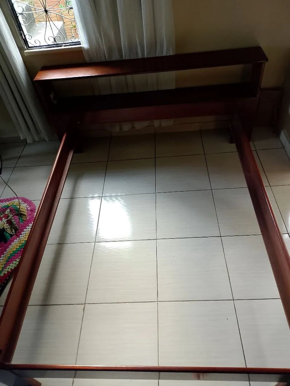 Vendo cama de madeira completa  - Foto 3