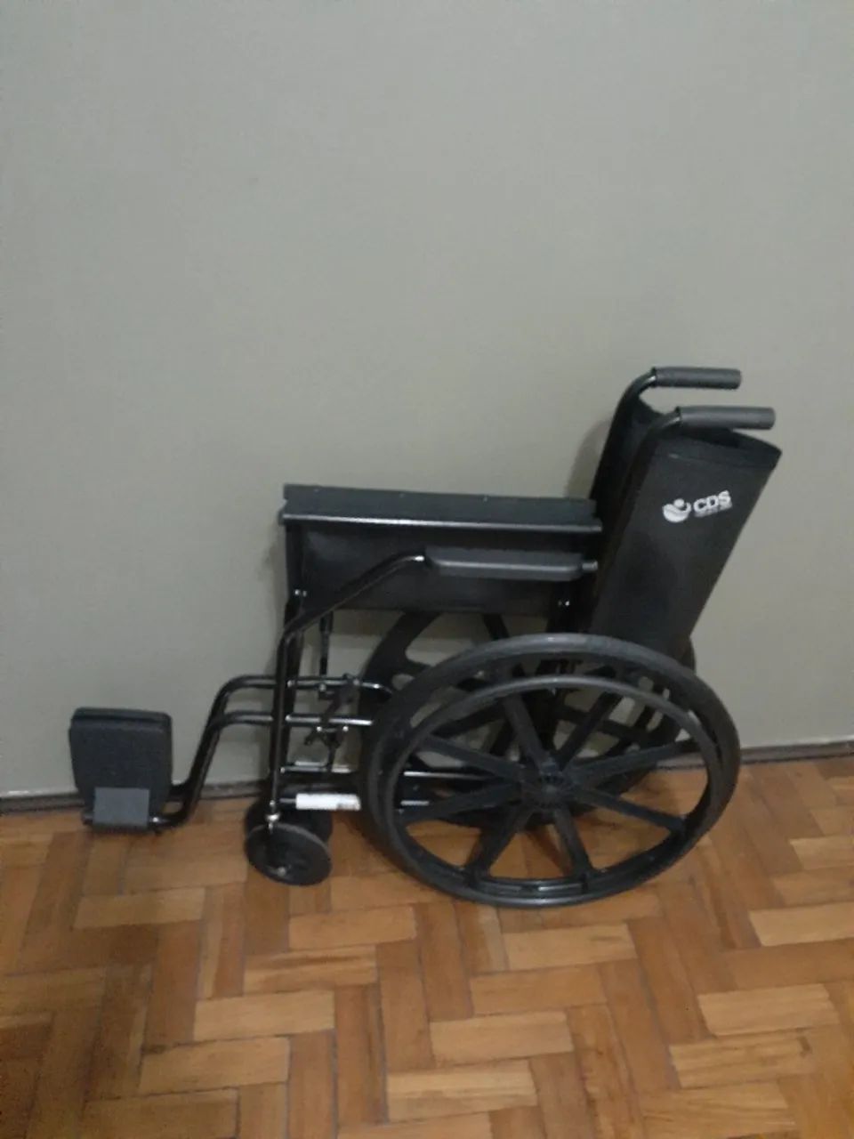 Cadeira de rodas  - Foto 3
