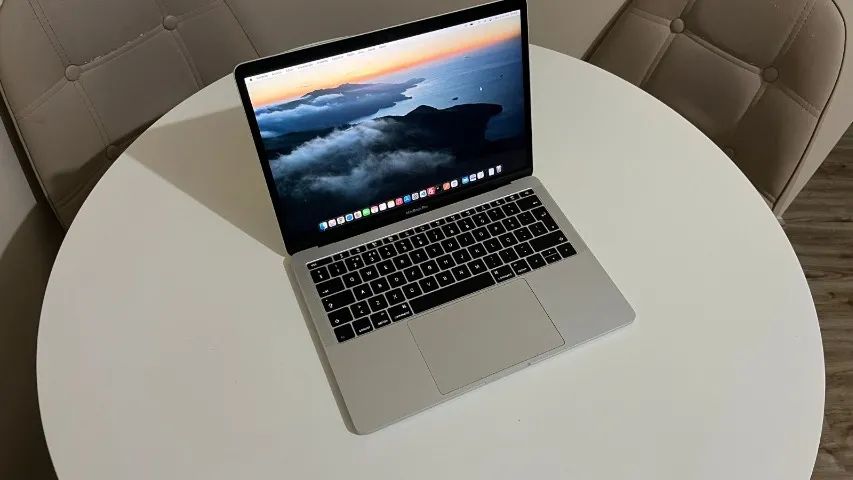 Macbook Pro A1708 - i5 - 8GB - SSD250