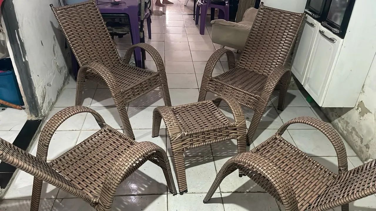 VENDO COJUNTO CADEIRAS 