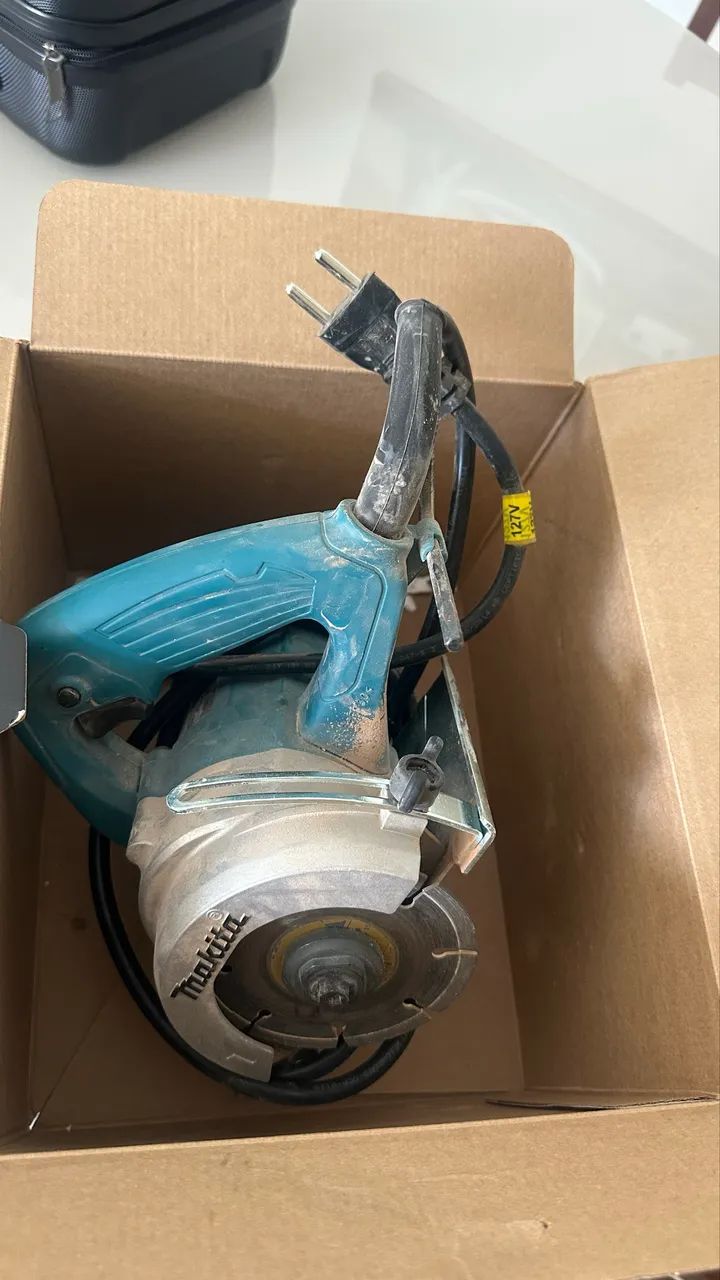 Vende-se serra mármore nova