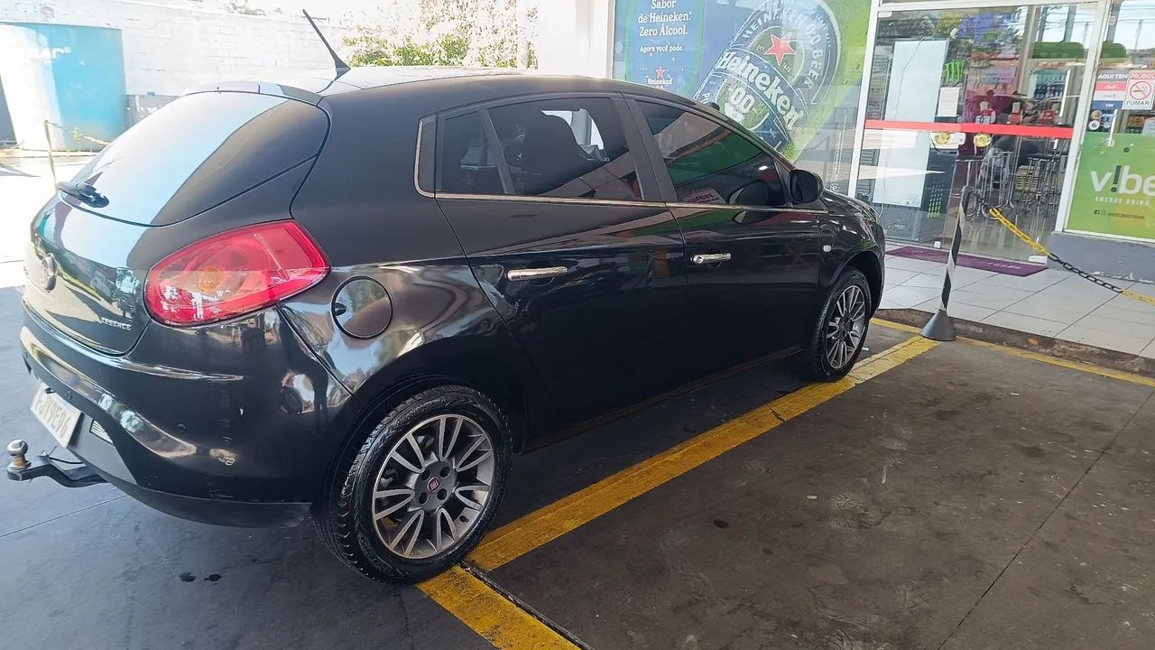 Fiat Bravo Bravo ESSENCE Dualogic 1.8 Flex 16V 5p 2013