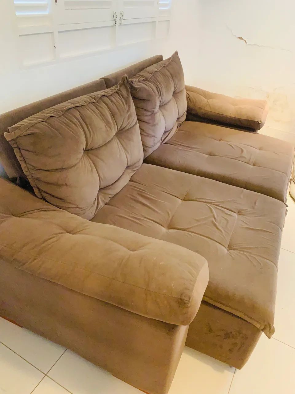 Sofá Retrátil e Reclinável  - Suede (veludo) Marrom - Foto 4