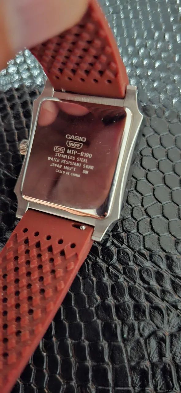  Casio MTP-B190D-7BVDF. Casio tank - Foto 2