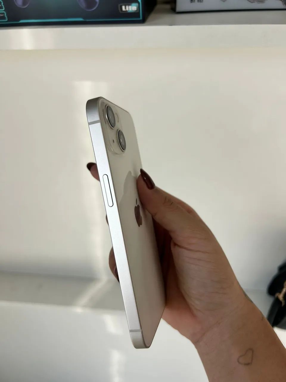 iPhone 13 128gb com 6 meses de garantia - Celulares e Smartphones