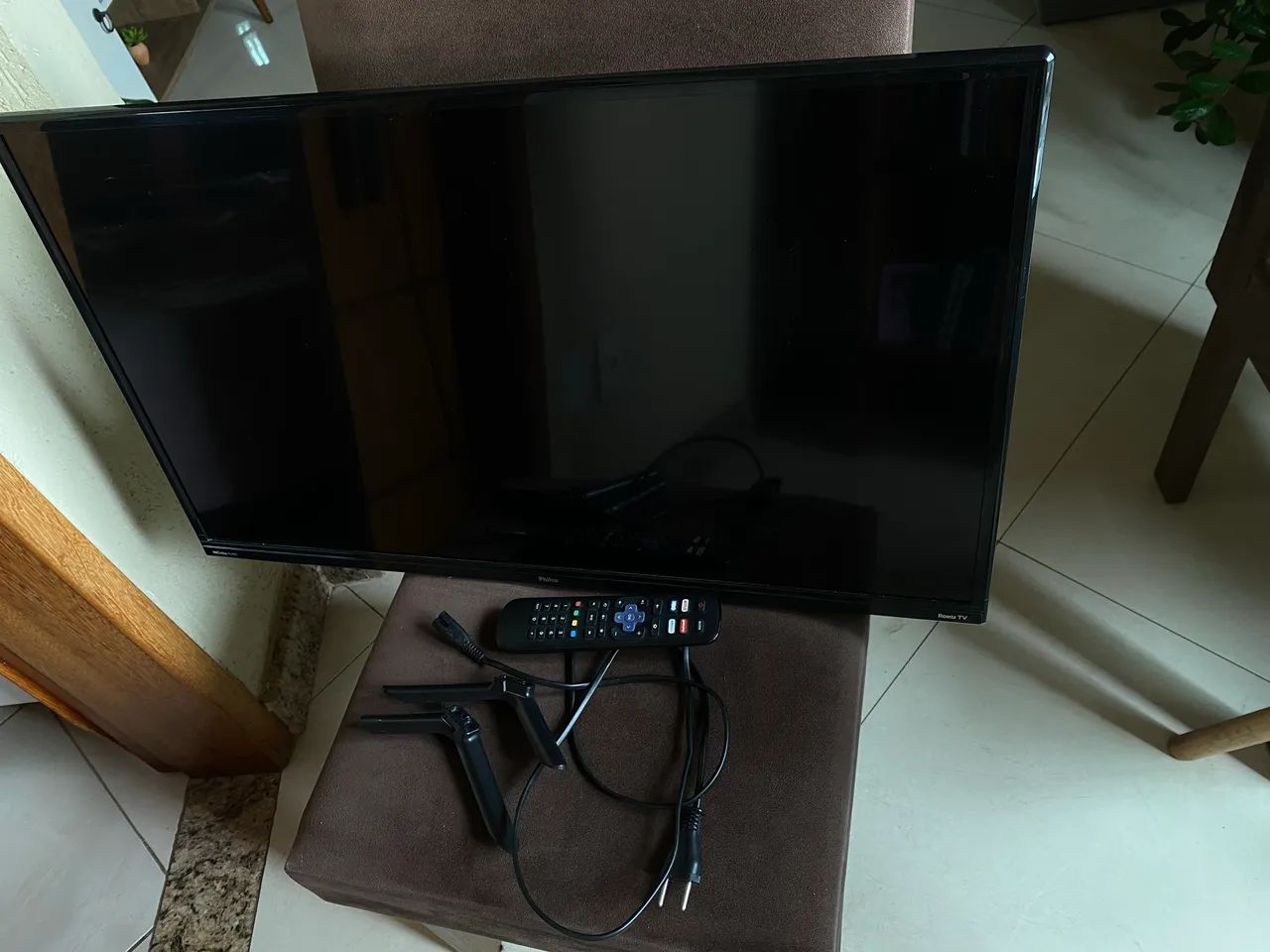 TV ROKU PHILCO 32 / LEIA A DESCRIÇÃO 