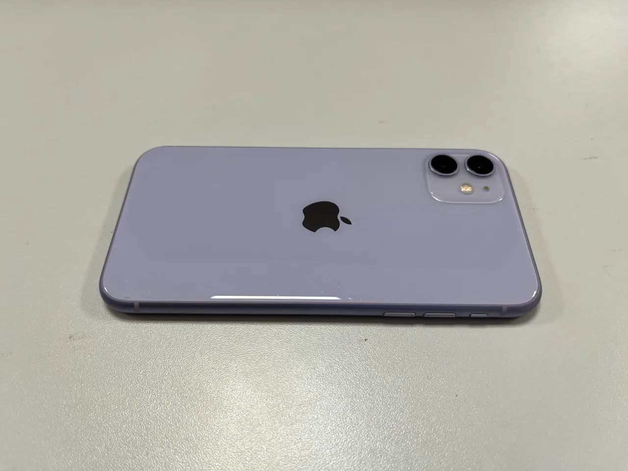 iPhone 11 64gb - Foto 2