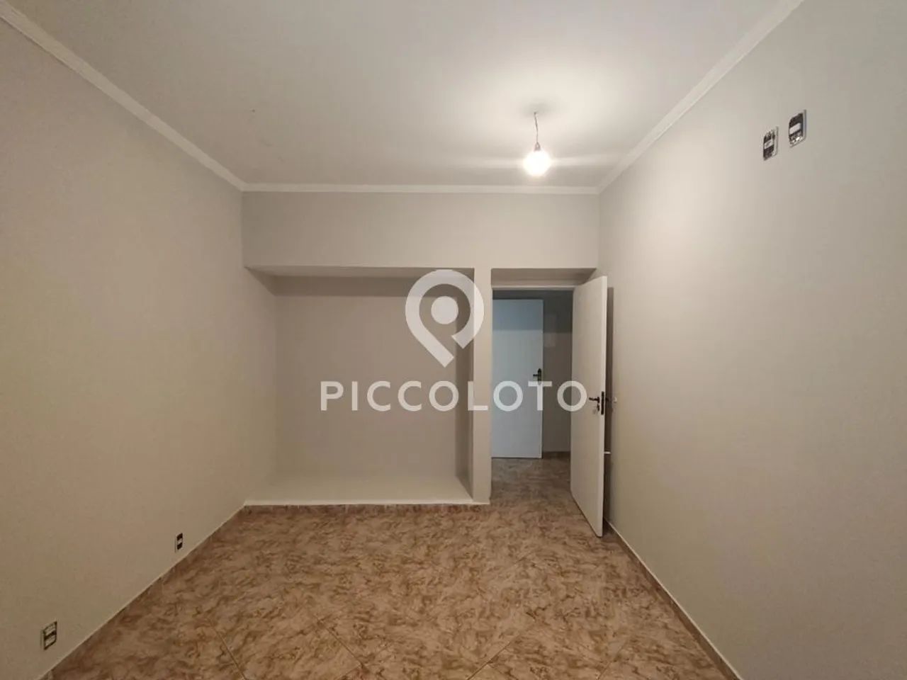 Casa para alugar em Campinas, Nova Campinas, com 6 quartos, com 290 m² - Foto 2