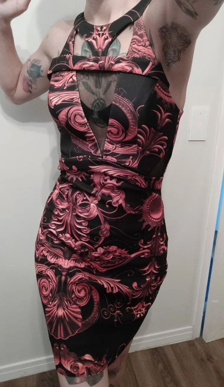 Vestido lança perfume