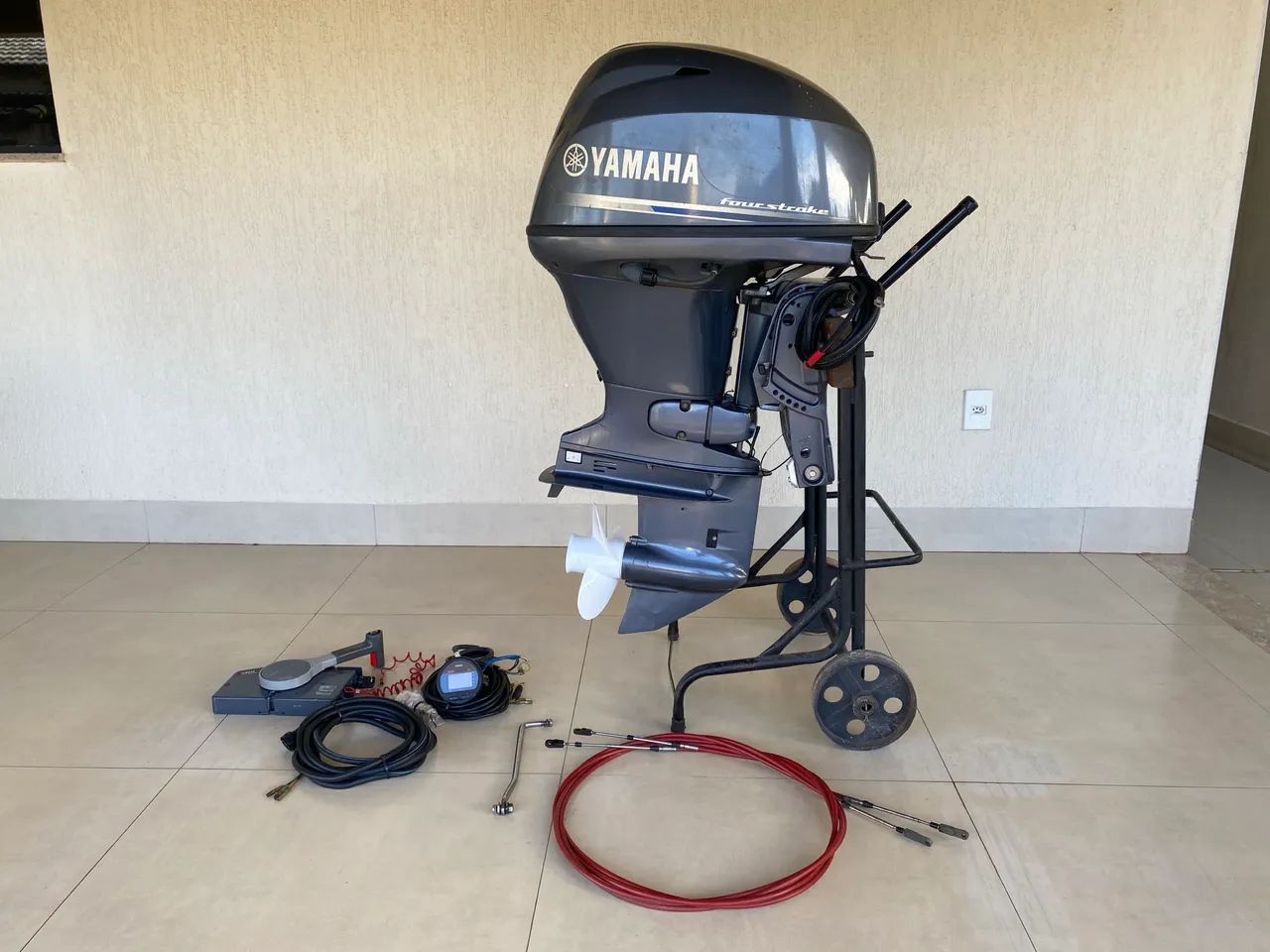 Motor Yamaha 40HP 4 TEMPOS