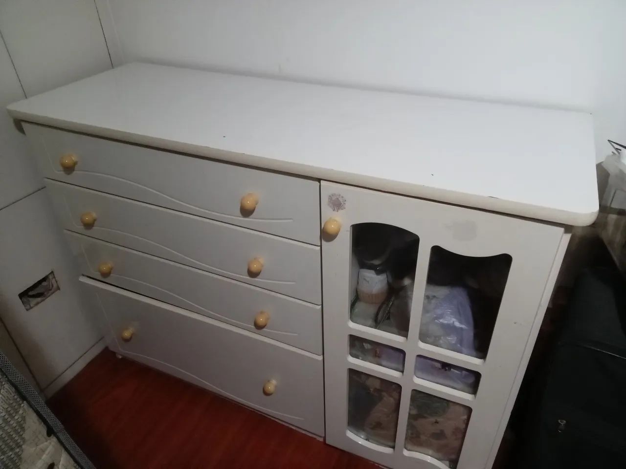 Vendo cômoda 