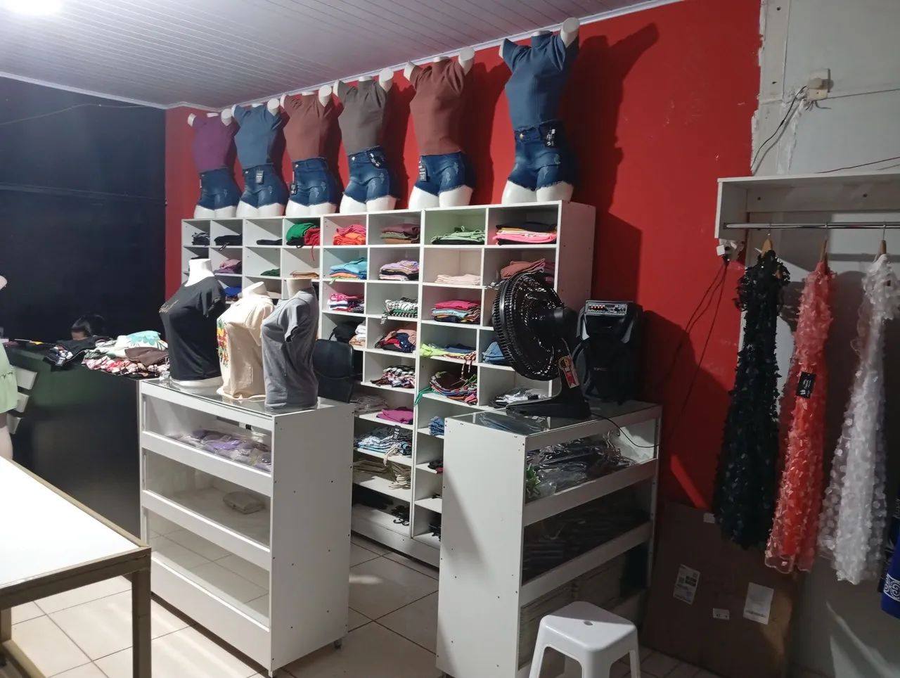 Vendo uma loja de roupas  - Foto 3
