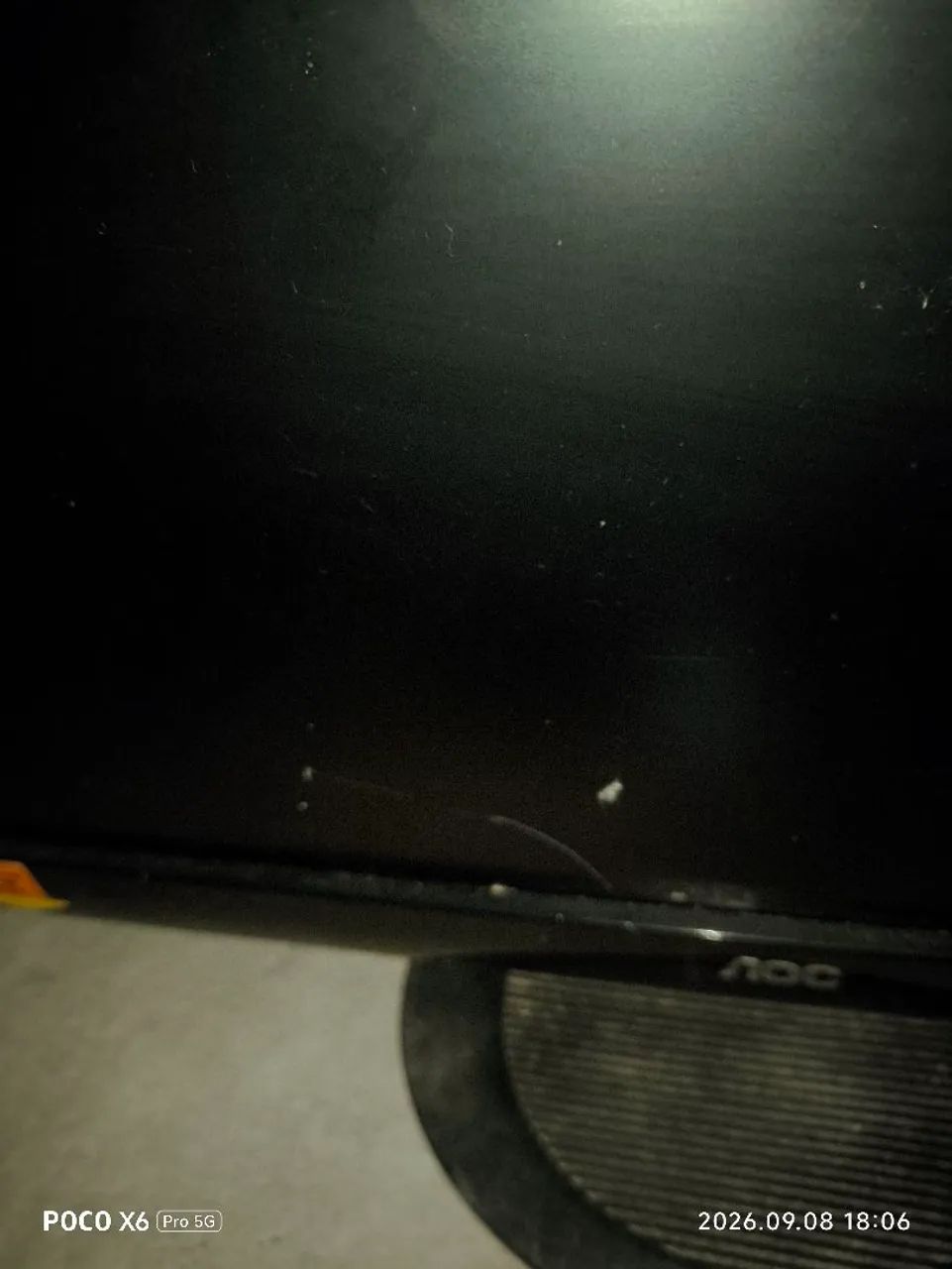 Monitor AOC tela arranhada - Foto 2
