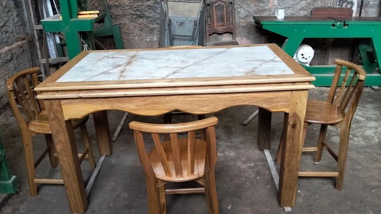 mesa de 4 cadeiras de madeira freijó  - Foto 2