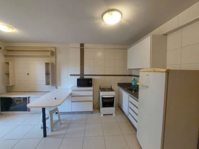  ALUGA-SE APARTAMENTO MOBILIADO PRÓXIMO À UEM - ZONA 07 | MARINGÁ - Foto 3