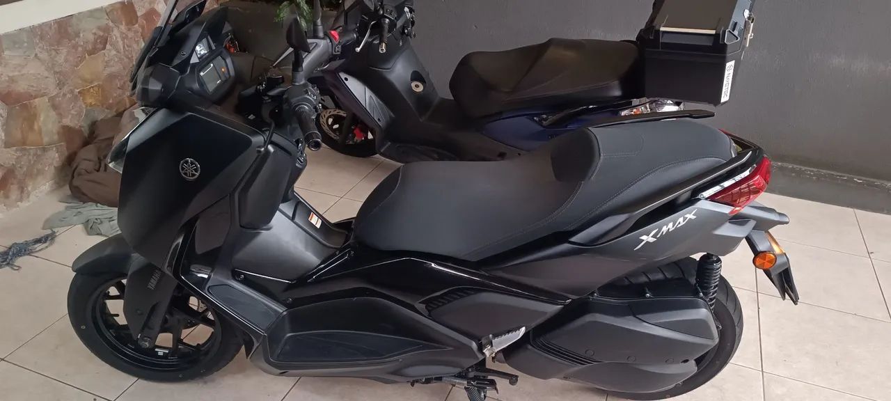 Xmax 250 Connected - Foto 4