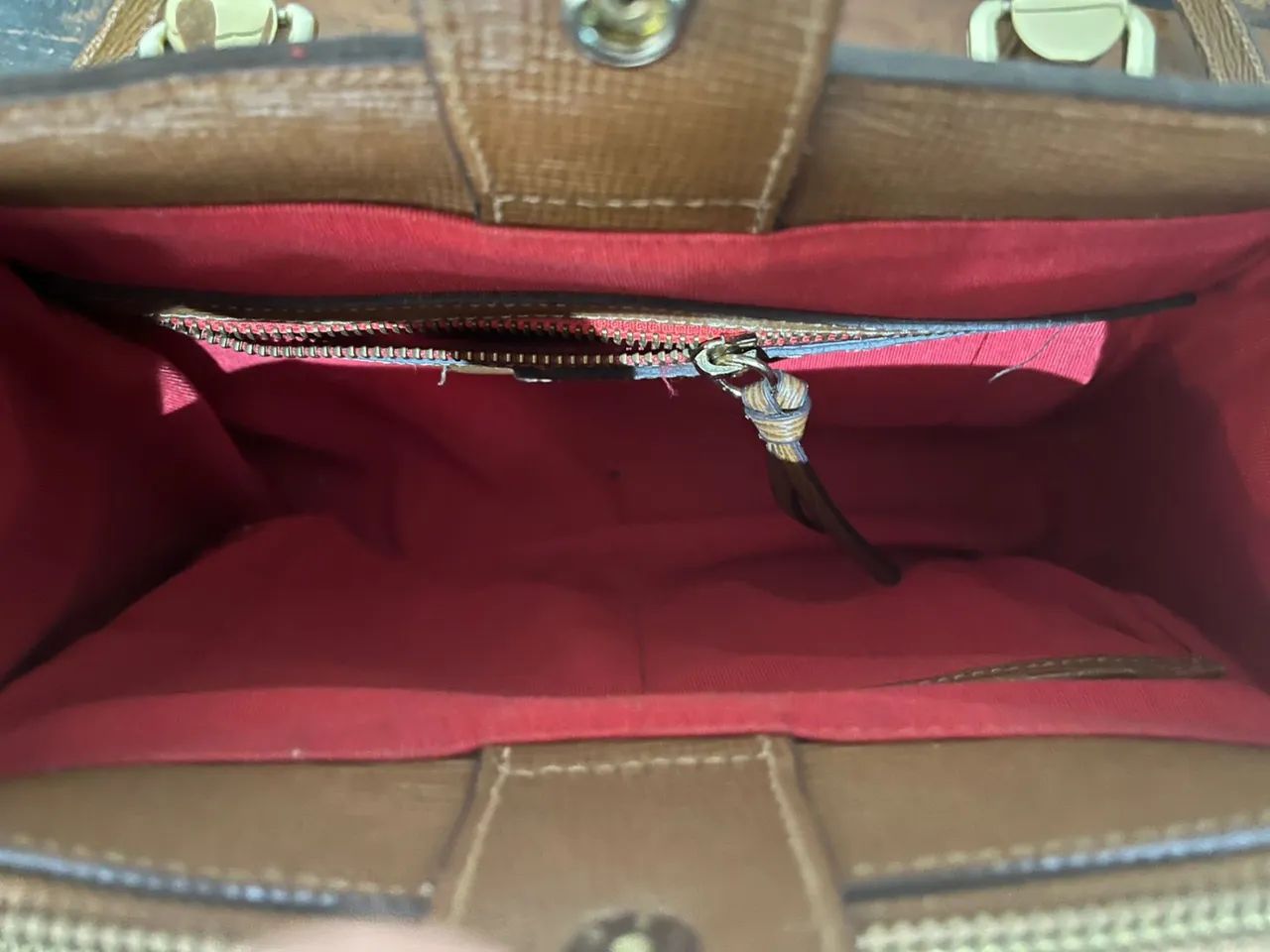 Bolsa Schutz Lorena pequena - Foto 4