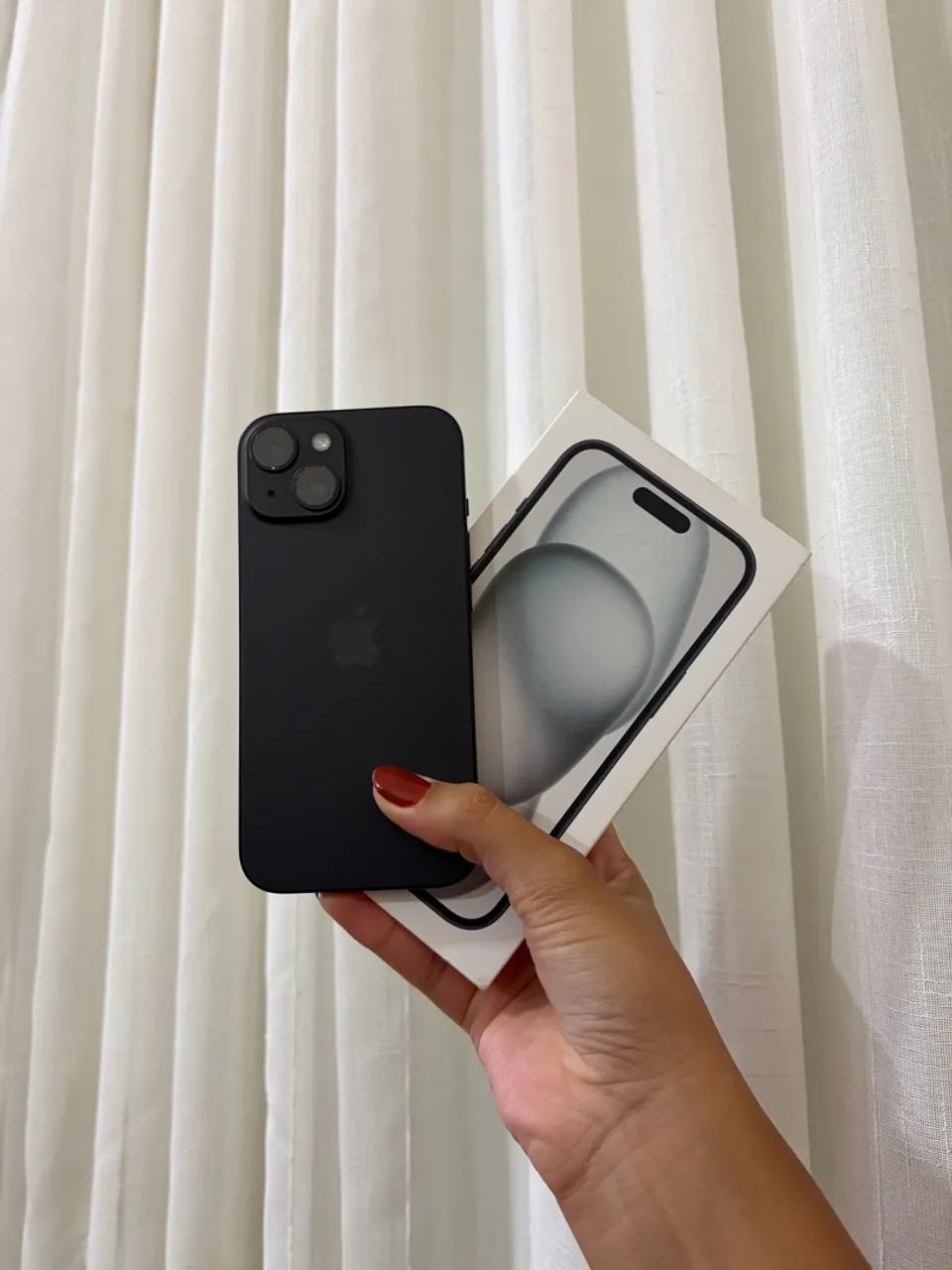 iPhone 15 128GB - capa, carregador e película