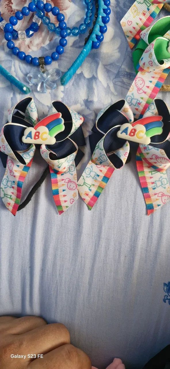 2 xuxa+1tiara+pulseiras  - Foto 2