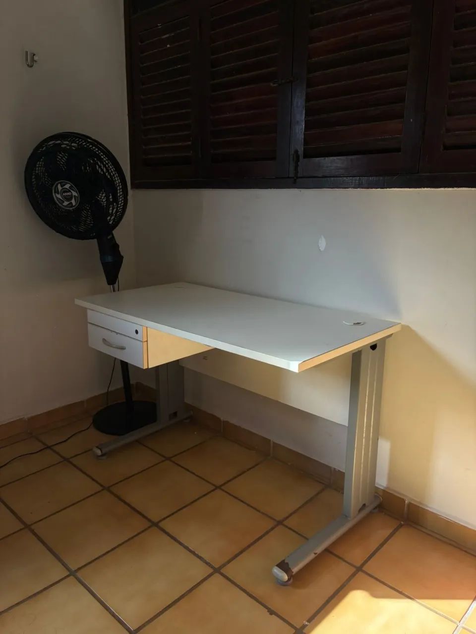 ESCRIVANINHA PARA ESTUDOS - Foto 2