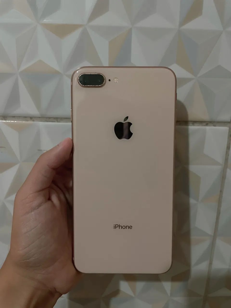 IPHONE 8 PLUS - 64GB - Foto 2
