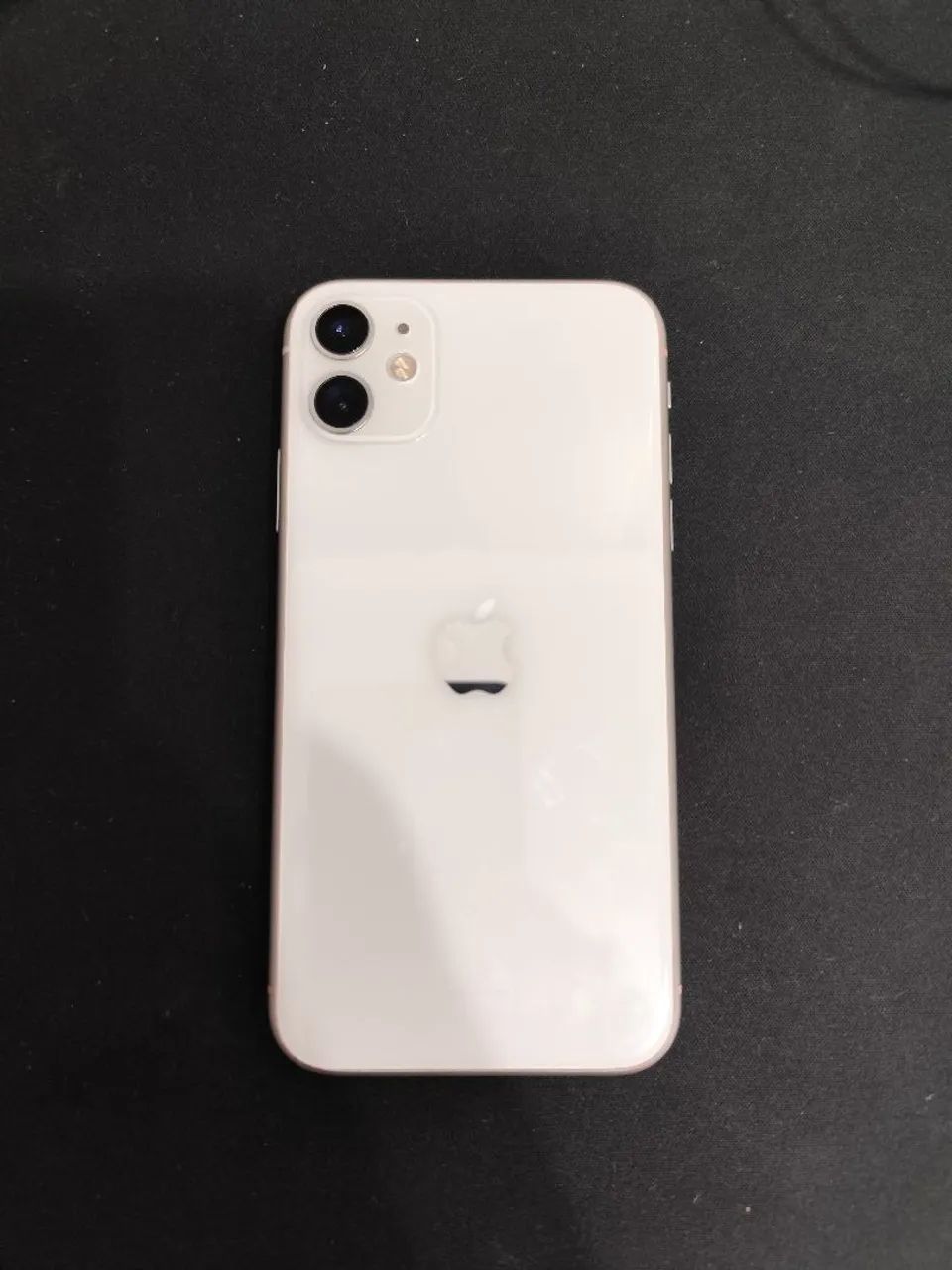iPhone 11 64GB Branco