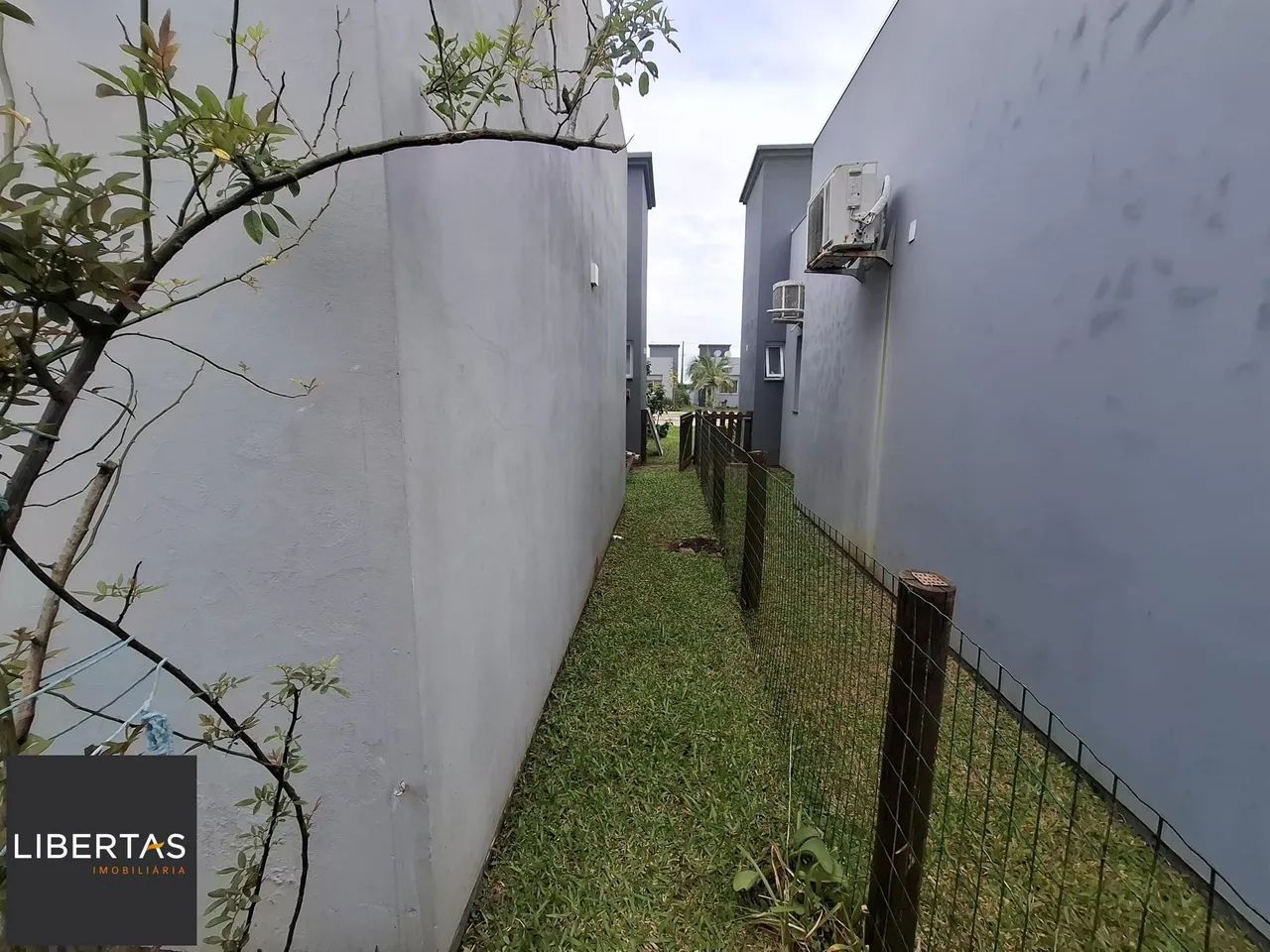 GEMINADO 3 DORMITÓRIOS CONDOMÍNIO GIRASSOL - PASSO DE TORRES SC - Foto 4