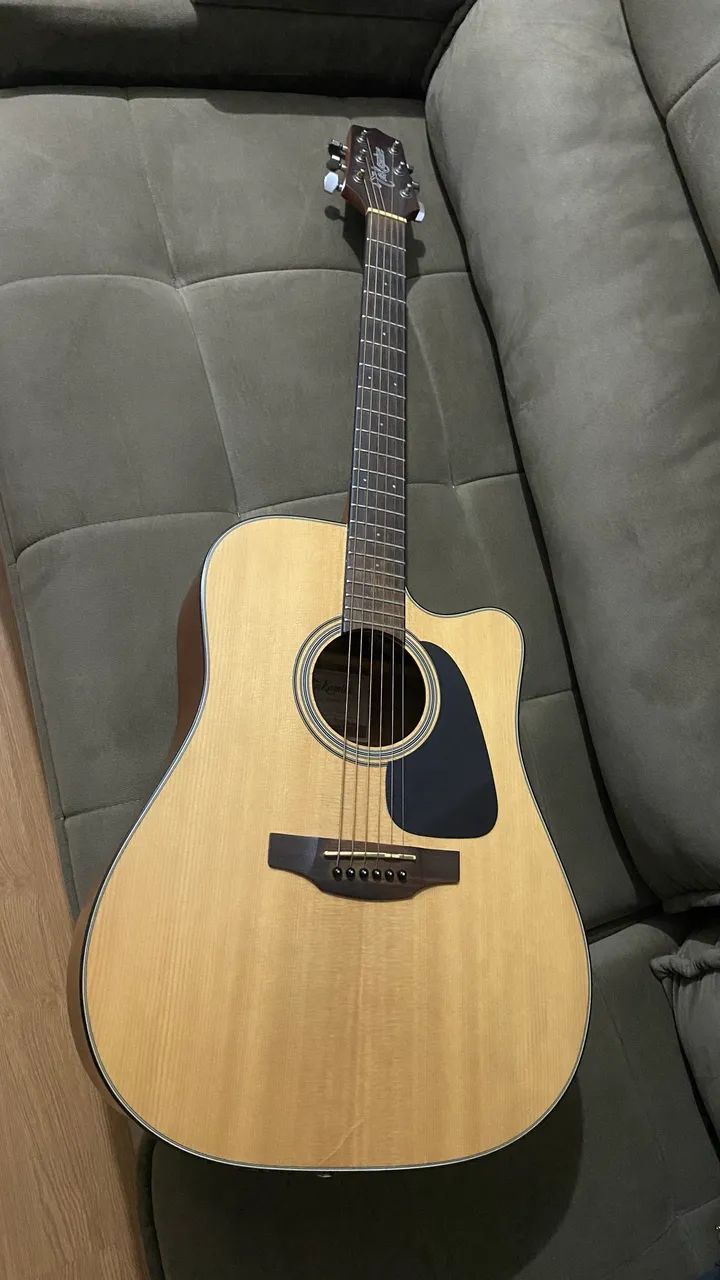 Violão Takamine 