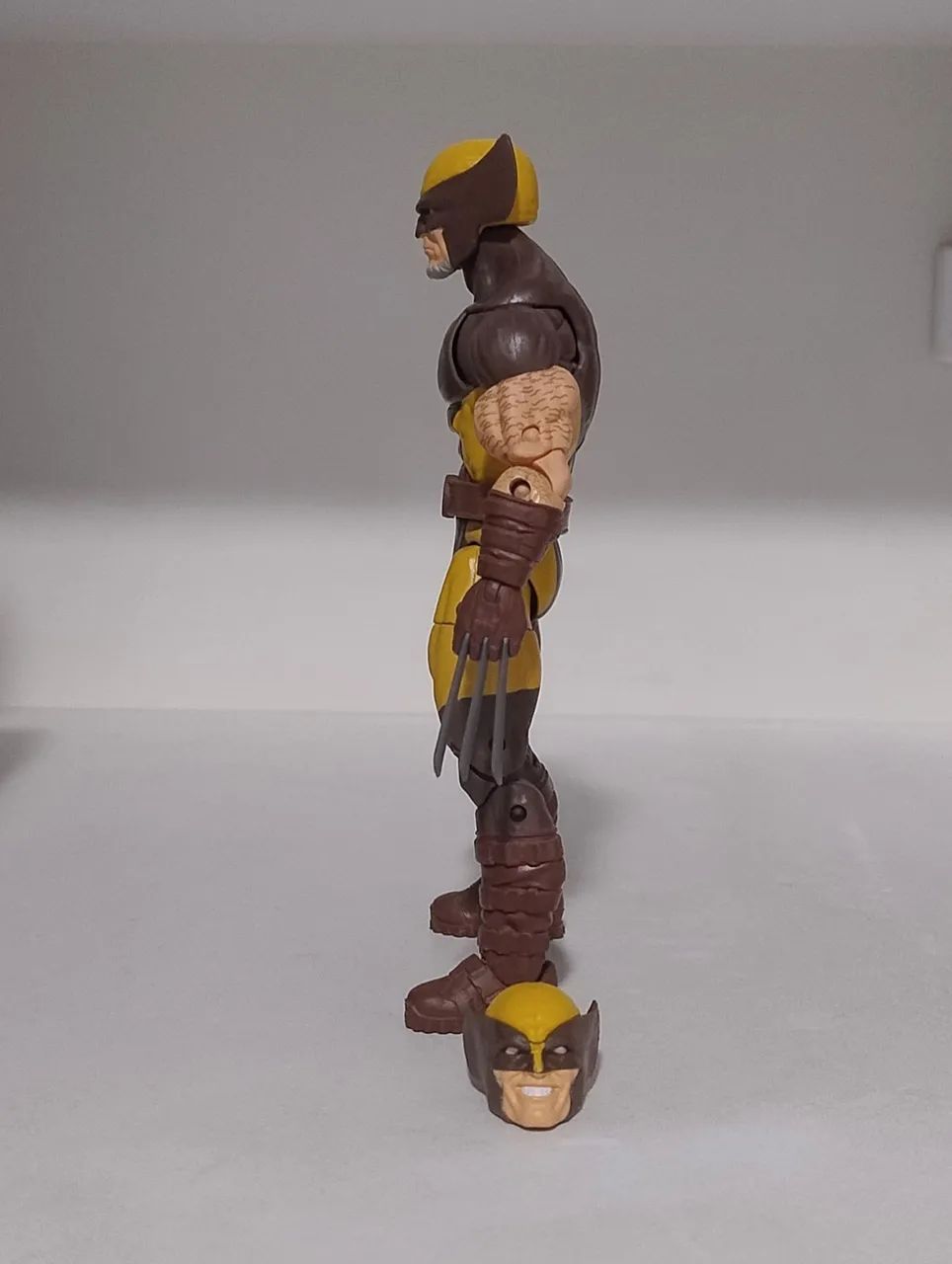 Marvel Legends Wolverine (Powers of X) - Foto 4