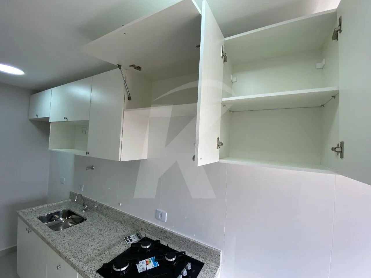 Apartamento de 1 dormitório, com ambientes bem distribuídos e funcionais. - Foto 4