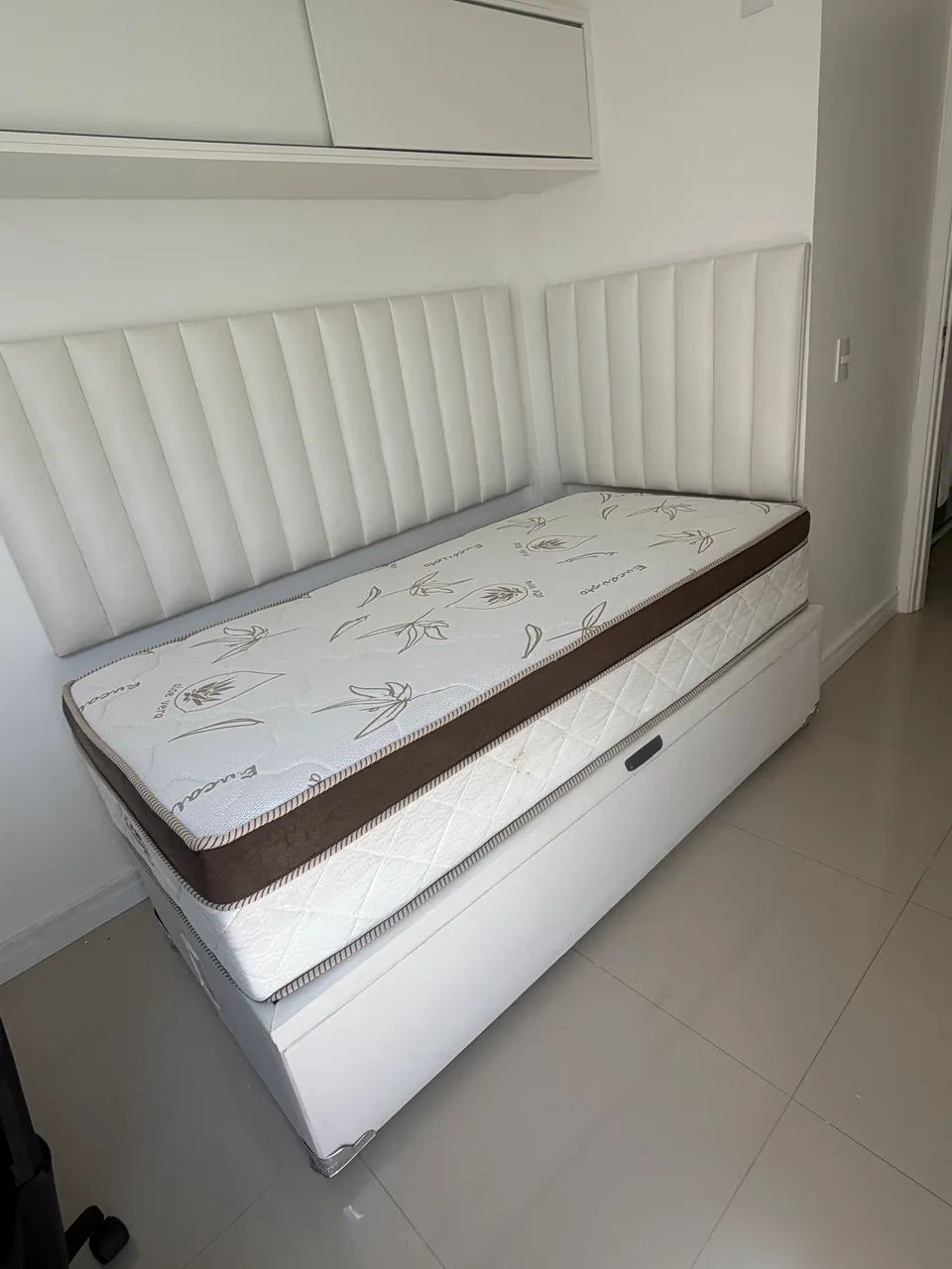 Vendo cama de solteiro  - Foto 3