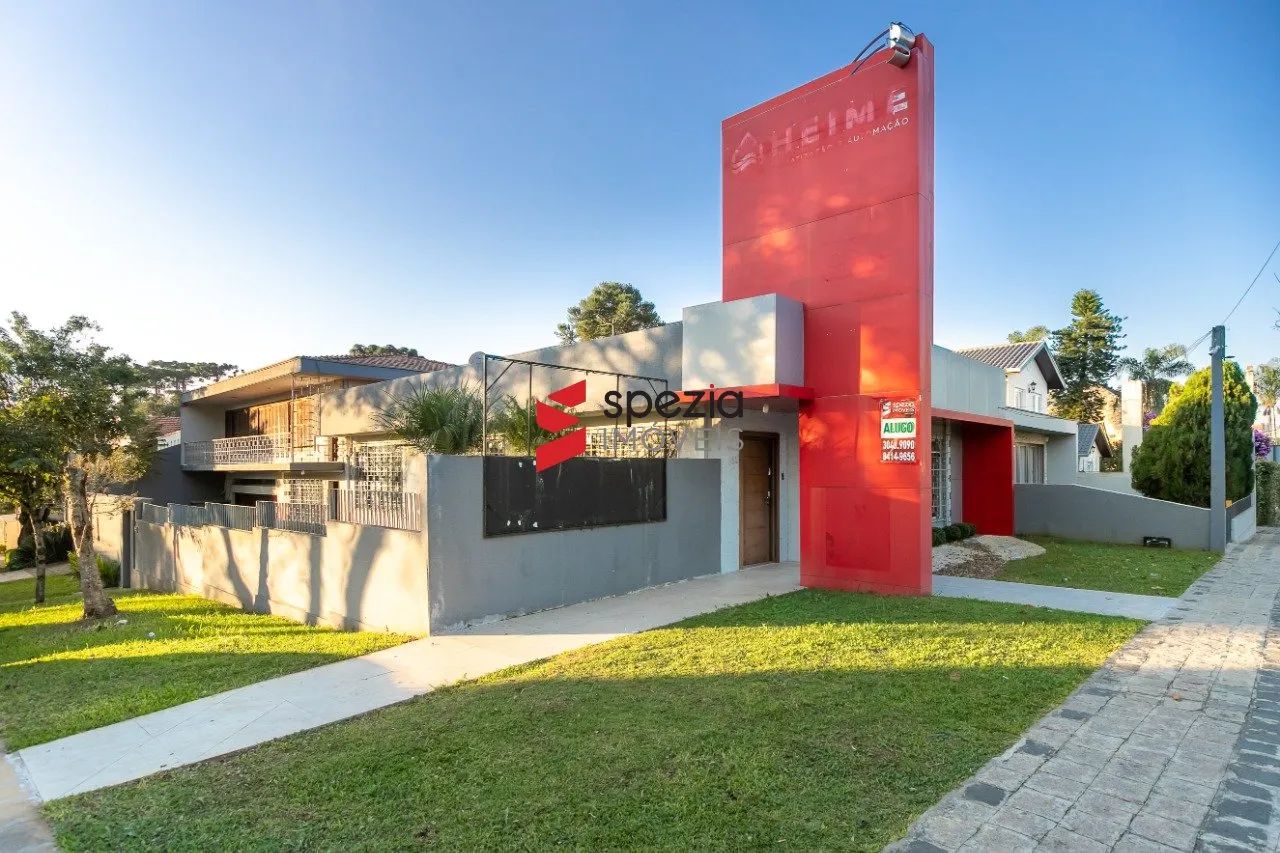 Casa comercial de esquina para locação!