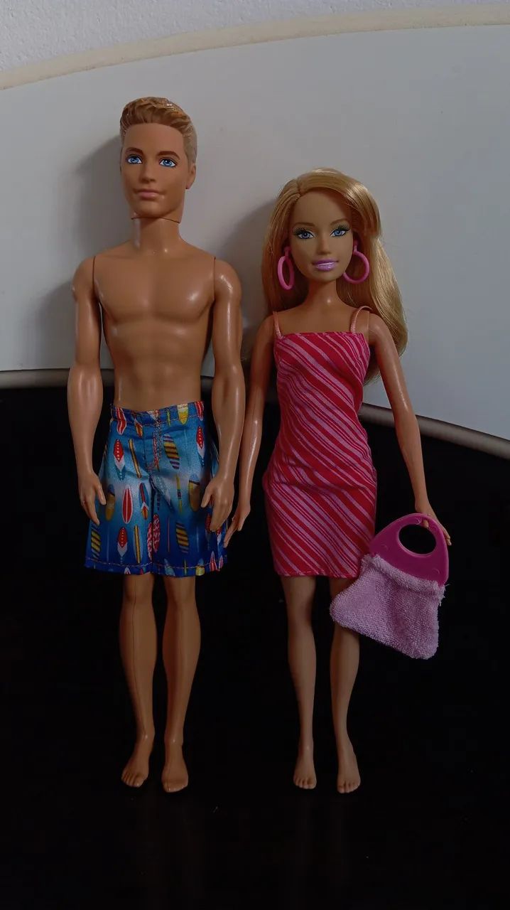 Conjunto Boneca Barbie e Ken - Praia
