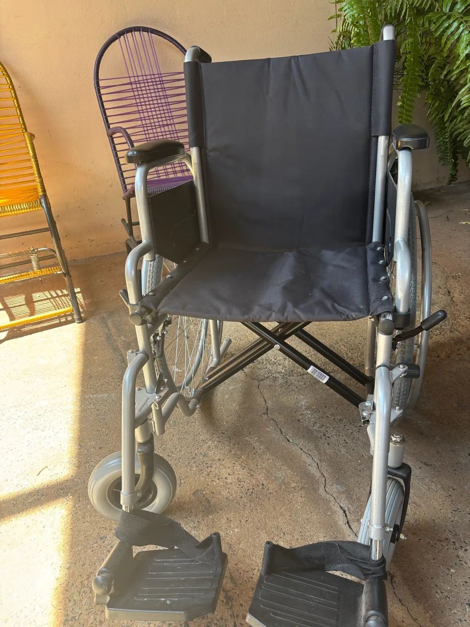 Cadeira de rodas - Foto 3