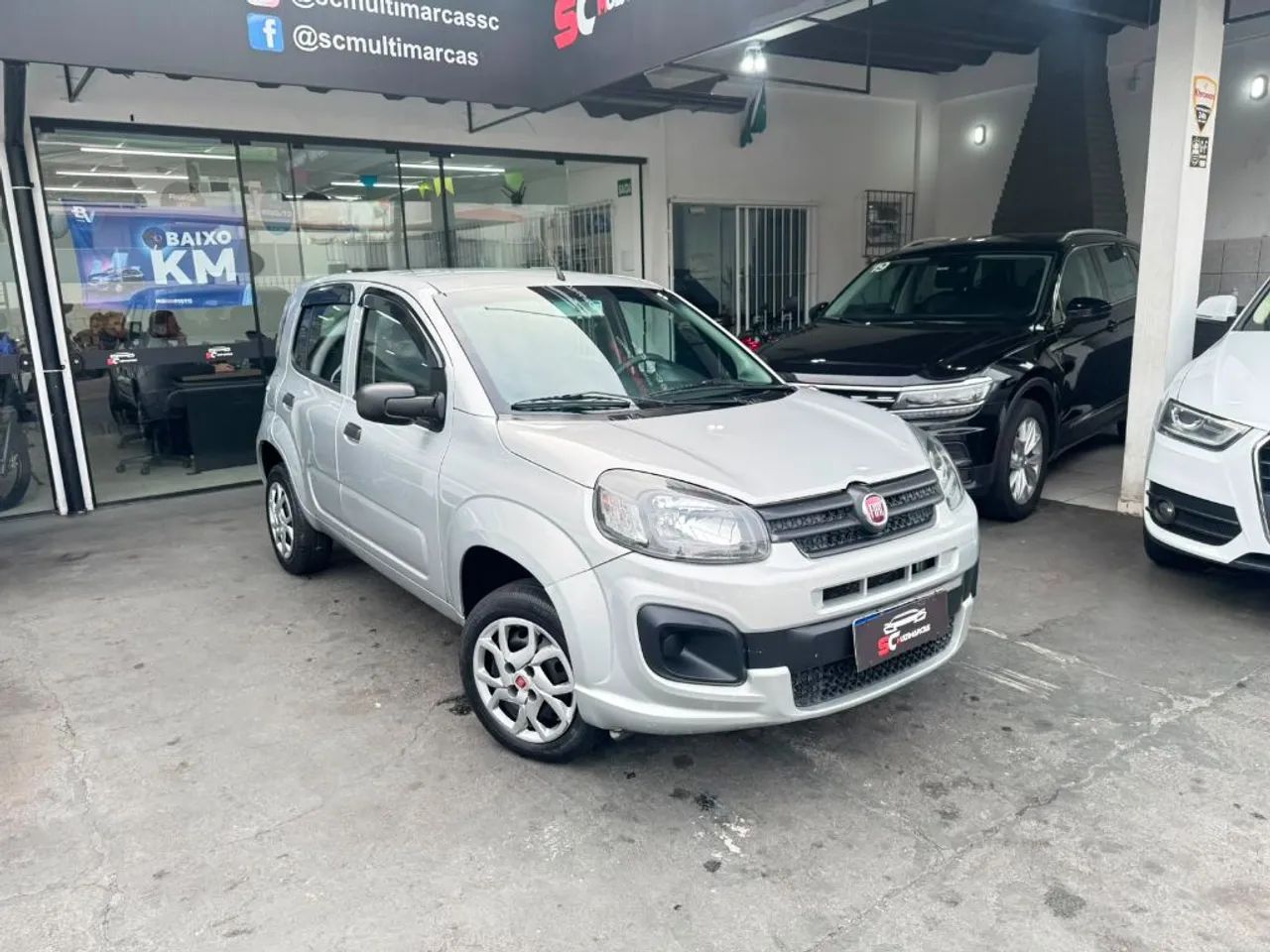 Fiat Uno Attractive 1.0 EVO Fire Flex 8V 5P 2021 - Foto 2