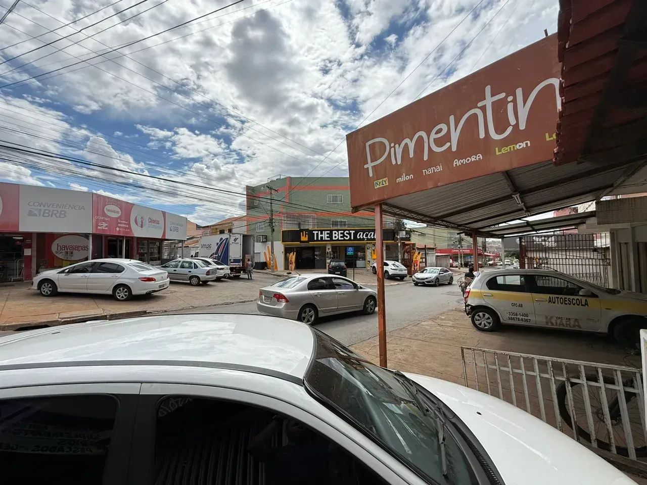 CASA LOTE COMERCIAL QR 408 SAMAMBAIA AV PRINCIPAL