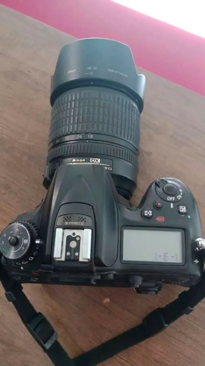 Nikon 7200