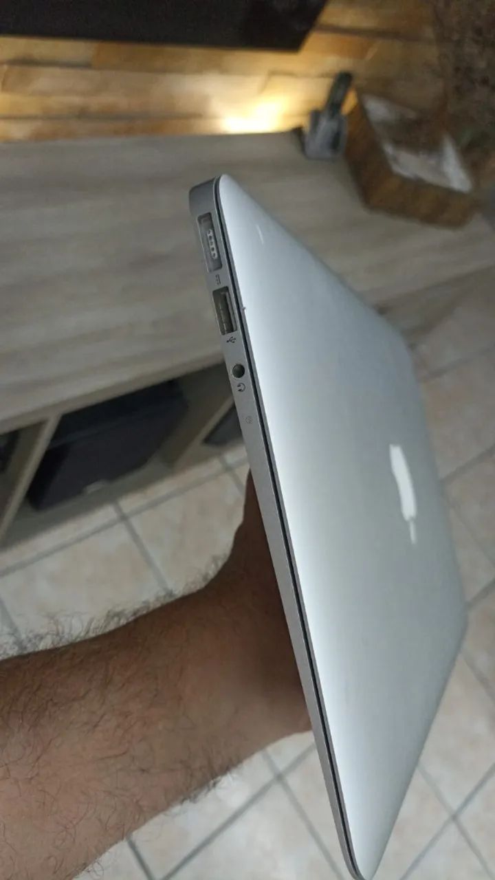 MacBook Air 11