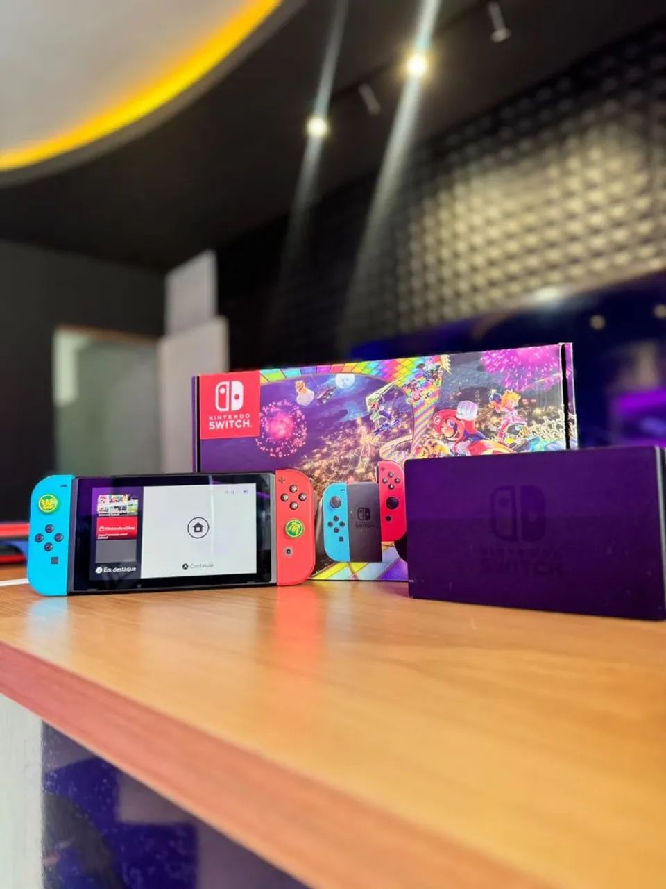Nintendo Switch V2 Desbloq. C/ Garantia e Jogos