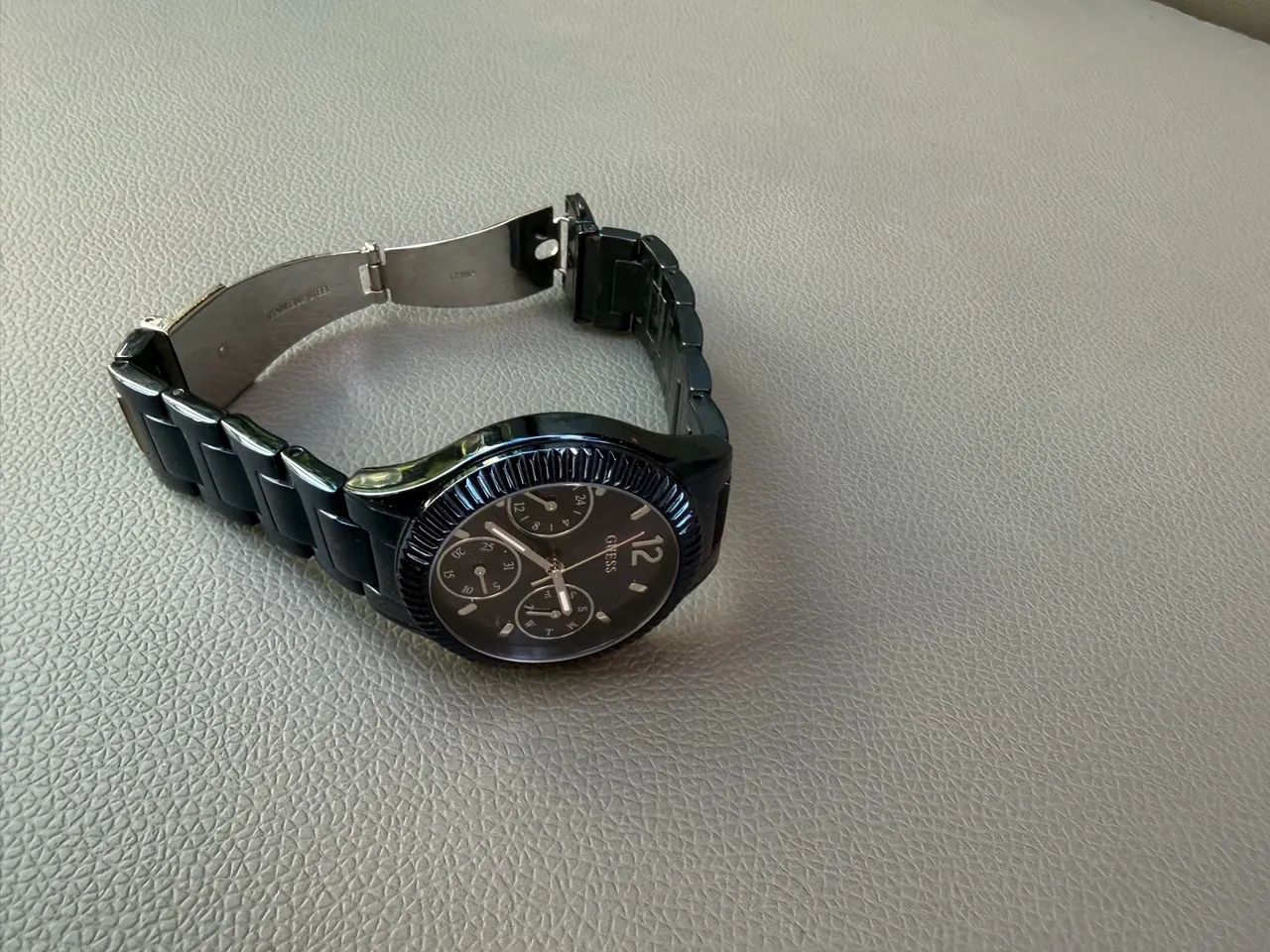 RELÓGIO GUESS FEMININO AZUL MARINHO - ORIGINAL - Foto 4