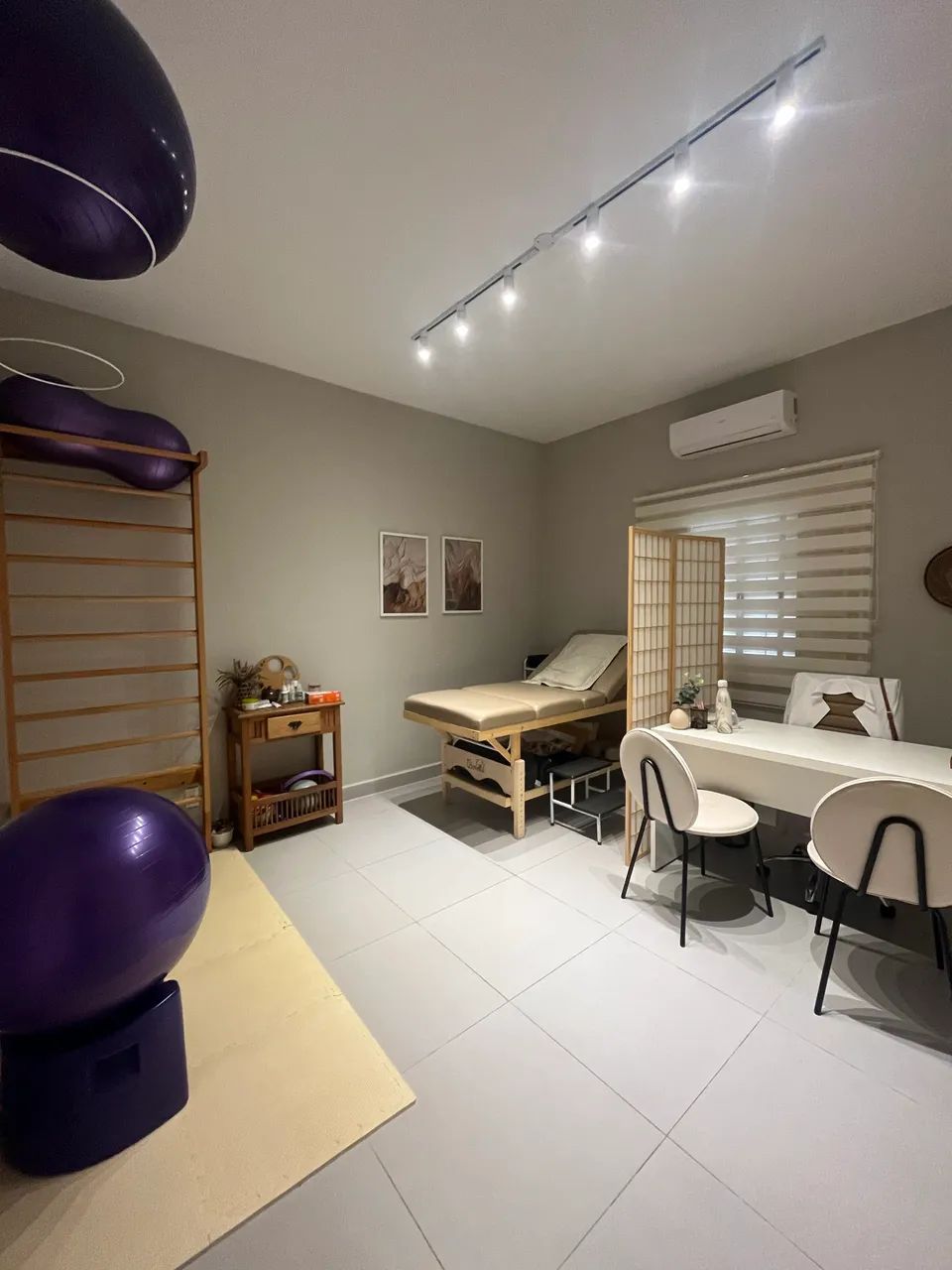 SALA PARA PROFISSIONAIS DA SAÚDE 