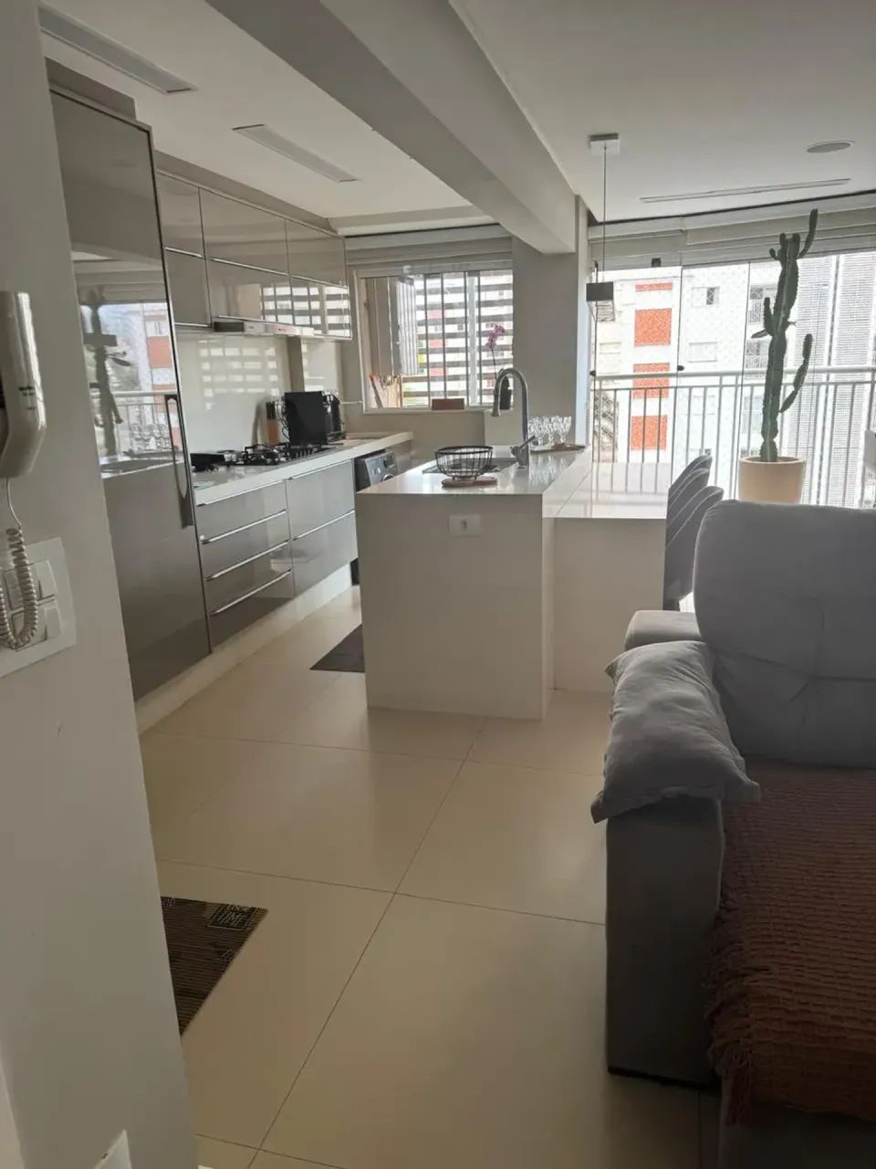 Lindo apto Maringá PR, zona 2, Com 3 dormits (1suíte c/ closet) dem.depends e área complet