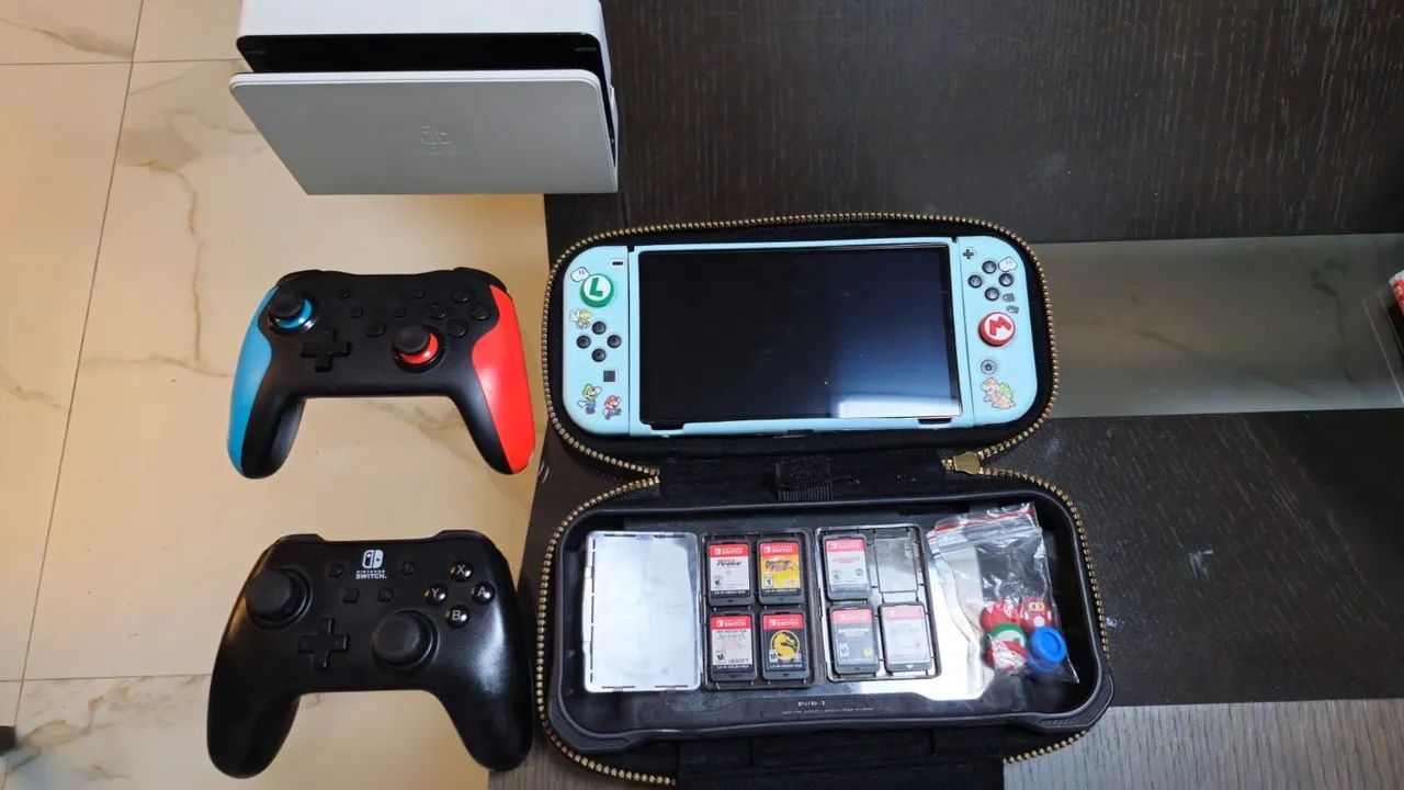 NINTENDO SWITCH OLED