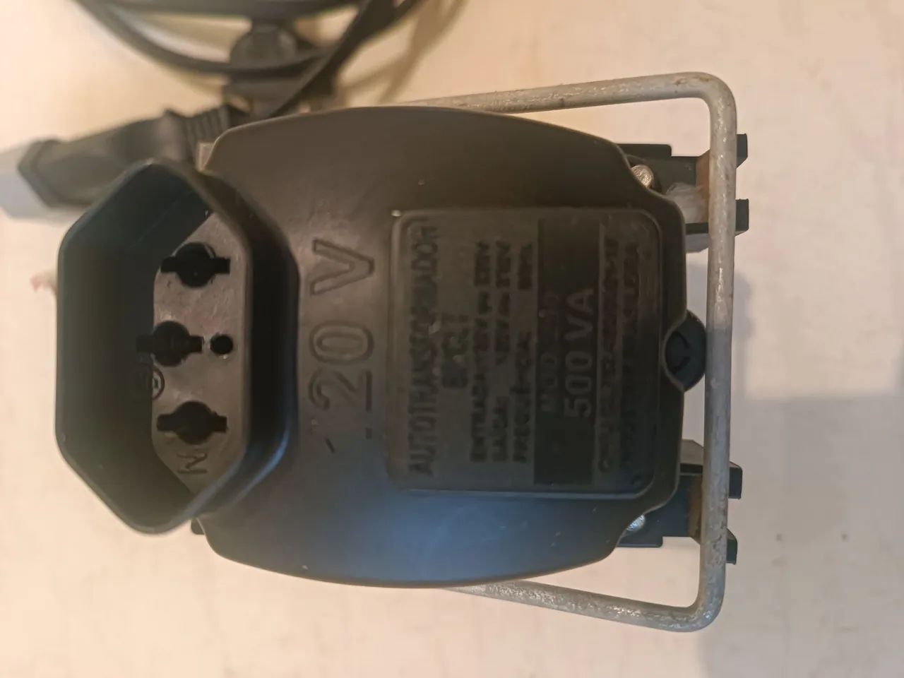 Transfomador 120/220 - Foto 2