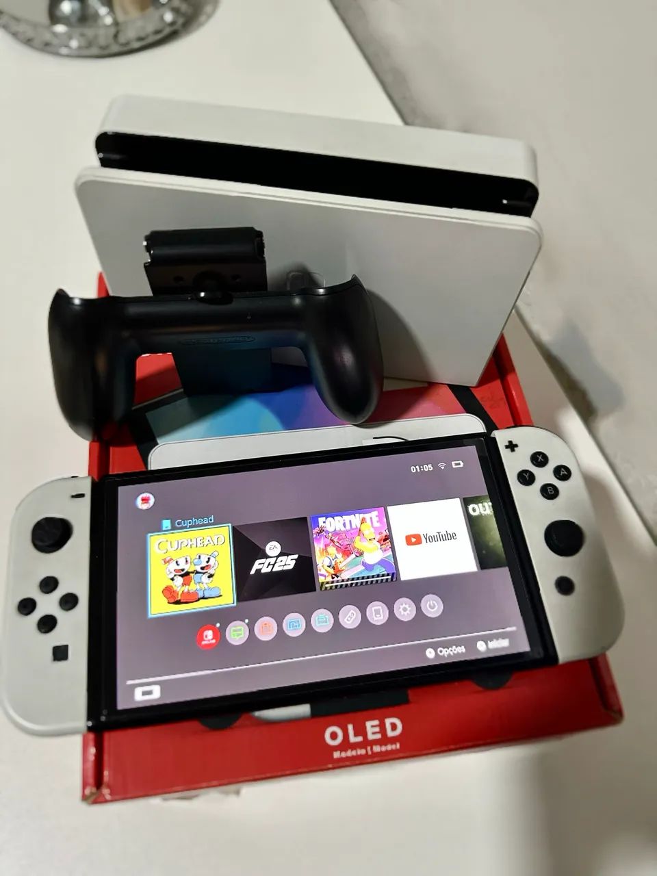 NINTENDO switch oled 
