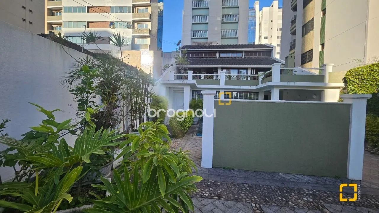 Casa à venda no Centro com 4 dormitórios - Foto 3
